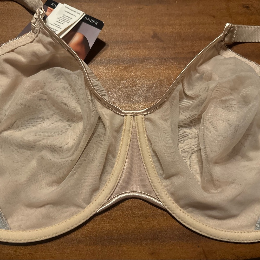 Bali Silver Lining Minimizer Bra in Cream, 40DDD, NWT - Picture 6 of 10